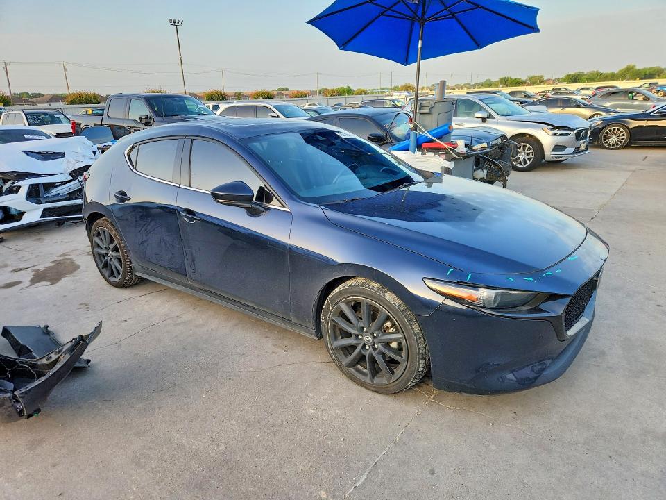 61389706 :رقم المزاد ، JM1BPANM3L1163441 vin ، 2020 Mazda 3 مزاد بيع