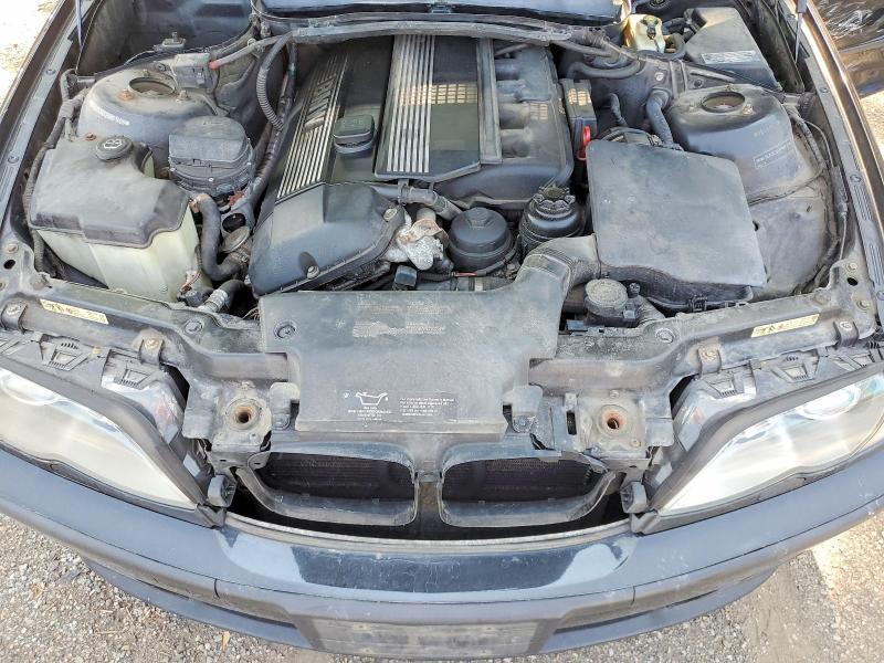 60129286 :رقم المزاد ، WBAEV53452KM01406 vin ، 2002 Bmw 330 مزاد بيع