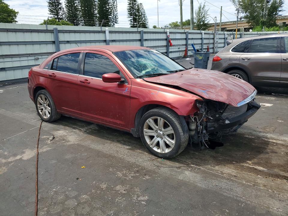 2013 Chrysler 200 მანქანა იყიდება აუქციონზე, vin: 1C3CCBAB2DN697880, აუქციონის ნომერი: 63542936