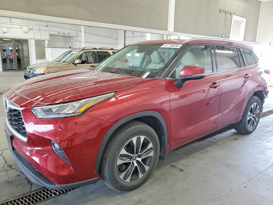 61716036 :رقم المزاد ، 5TDHZRBH0LS039706 vin ، 2020 Toyota Highlander مزاد بيع