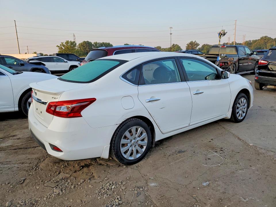 62451956 :رقم المزاد ، 3N1AB7APXGY237049 vin ، 2016 Nissan Sentra مزاد بيع