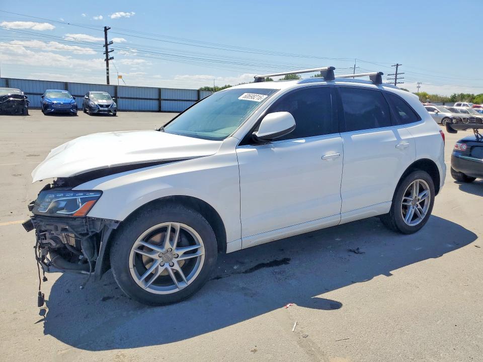 60698216 :رقم المزاد ، WA1LFAFP7CA049677 vin ، 2012 Audi Q5 مزاد بيع
