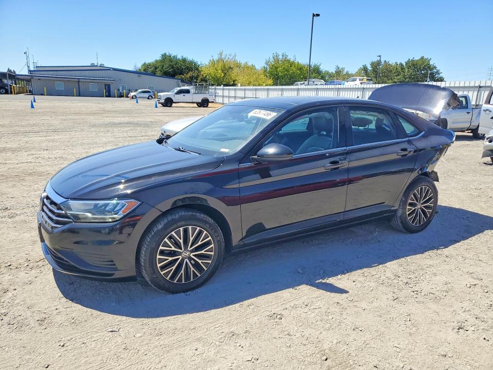 62677496 :رقم المزاد ، 3VWC57BU8MM082079 vin ، 2021 Volkswagen Jetta مزاد بيع
