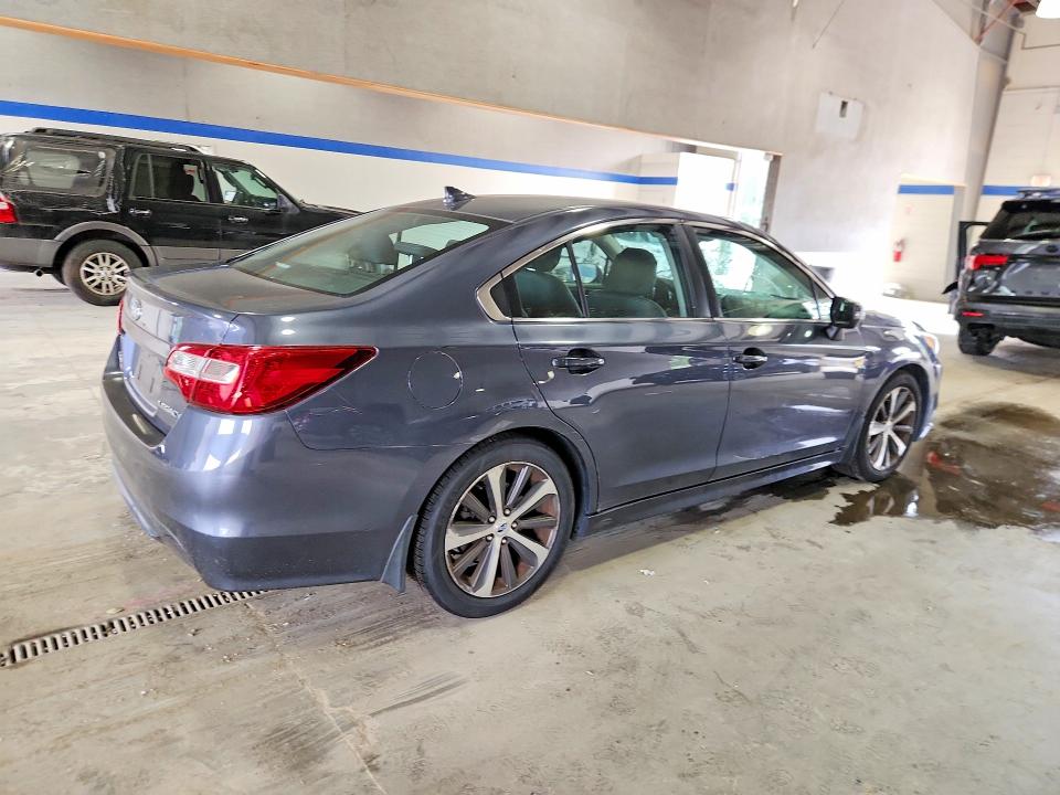 60602586 :رقم المزاد ، 4S3BNBN60G3049372 vin ، 2016 Subaru Legacy مزاد بيع
