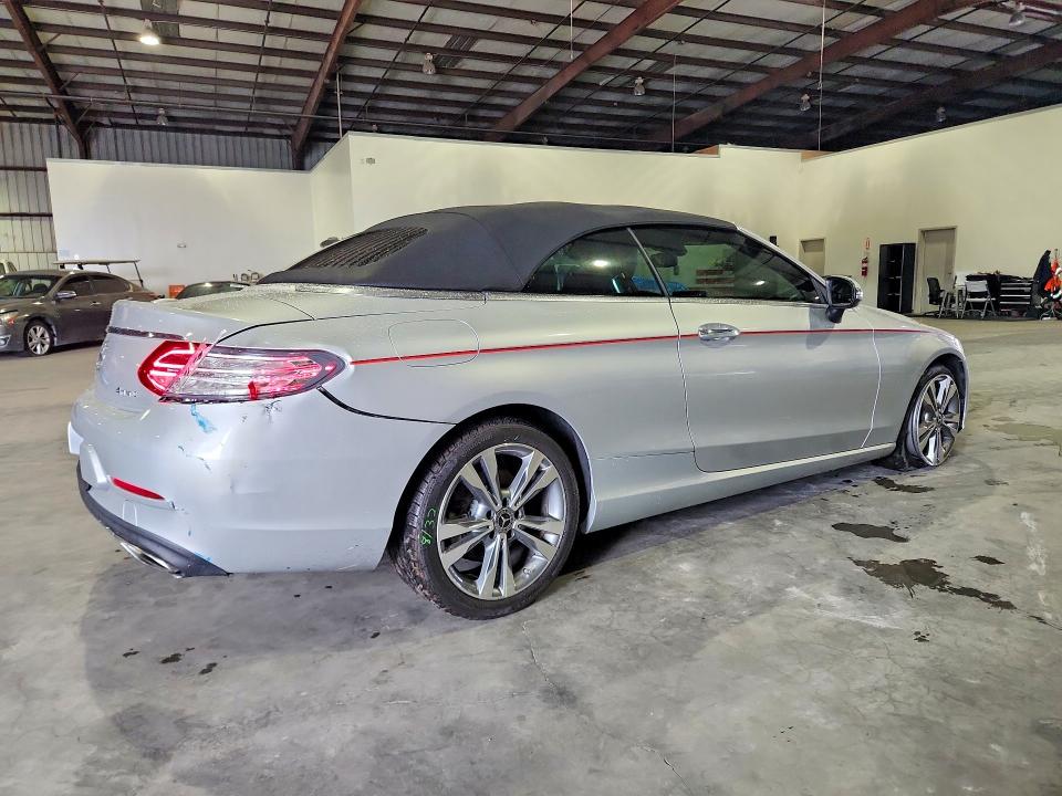 62505036 :رقم المزاد ، WDDWK4KB2JF682295 vin ، 2018 Mercedes-benz C مزاد بيع