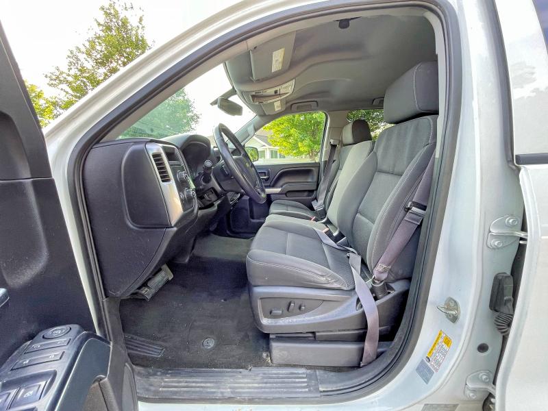 Продаж на аукціоні авто 2017 Chevrolet Silverado, vin: 3GCUKREC8HG163585, номер лоту: 61973876