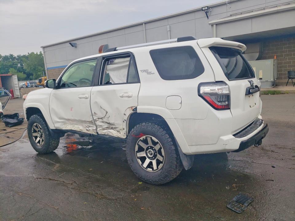 2018 Toyota 4runner მანქანა იყიდება აუქციონზე, vin: JTEBU5JR6J5497255, აუქციონის ნომერი: 61723506