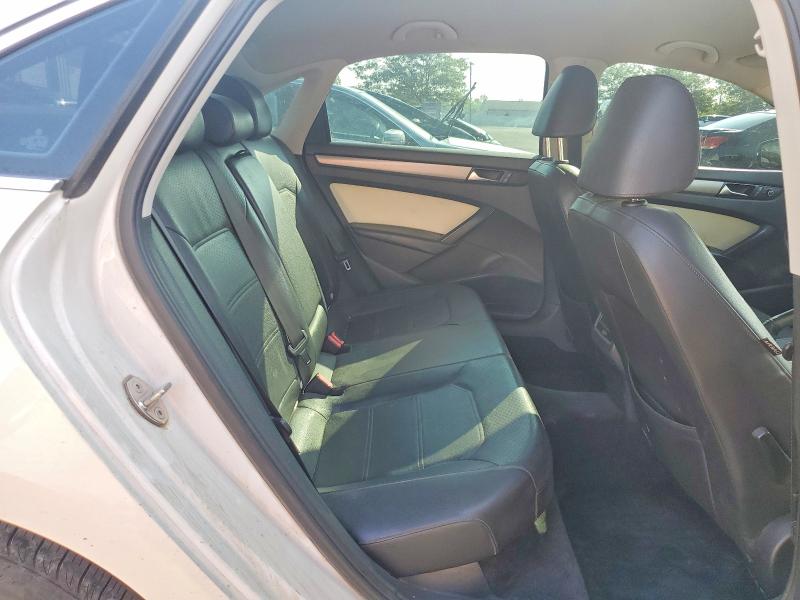 Продажа на аукционе авто 2015 Volkswagen Passat, vin: 1VWBT7A36FC039388, номер лота: 60899126