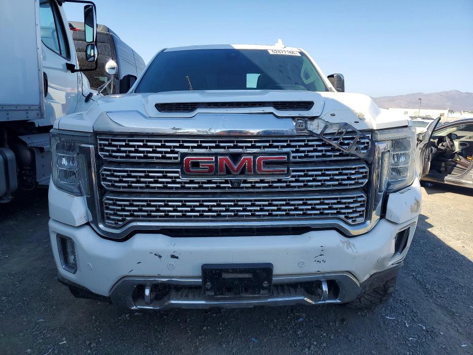 62877186 :رقم المزاد ، 1GT49REY1LF105657 vin ، 2020 Gmc Sierra مزاد بيع