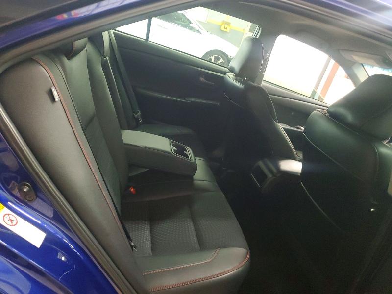61676176 :رقم المزاد ، 4T1BF1FK4FU953037 vin ، 2015 Toyota Camry مزاد بيع