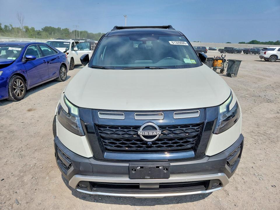 61326606 :رقم المزاد ، 5N1DR3BD1PC207610 vin ، 2023 Nissan Pathfinder مزاد بيع