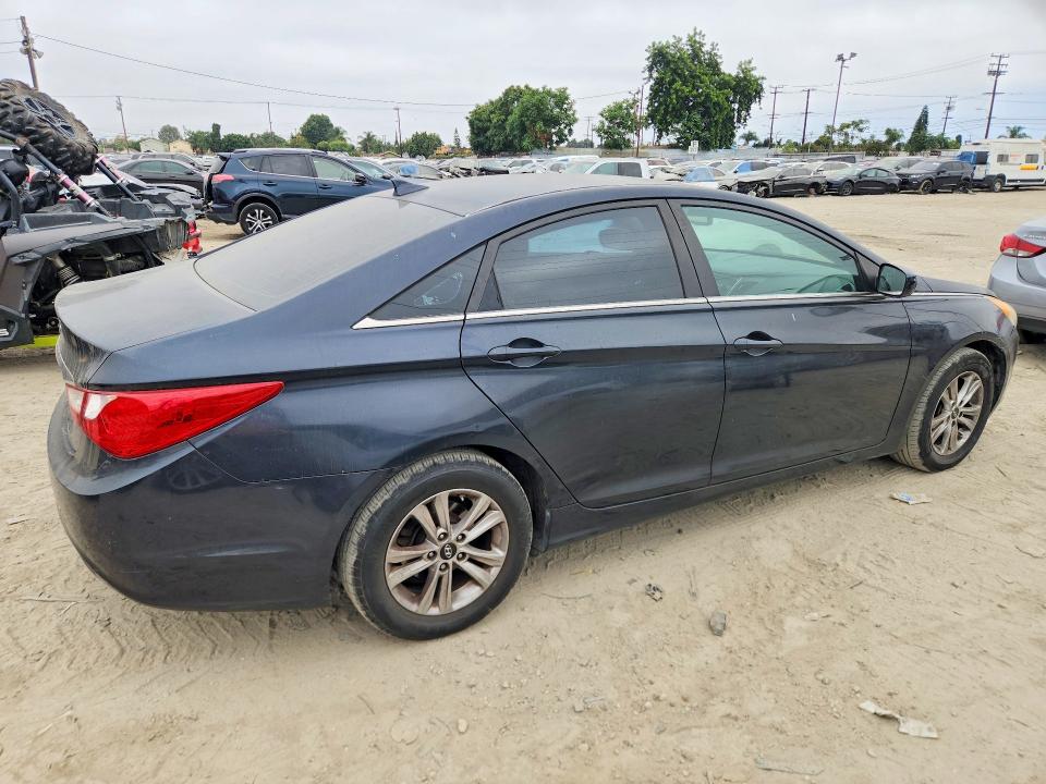 2013 Hyundai Sonata მანქანა იყიდება აუქციონზე, vin: 5NPEB4AC4DH713329, აუქციონის ნომერი: 61698156