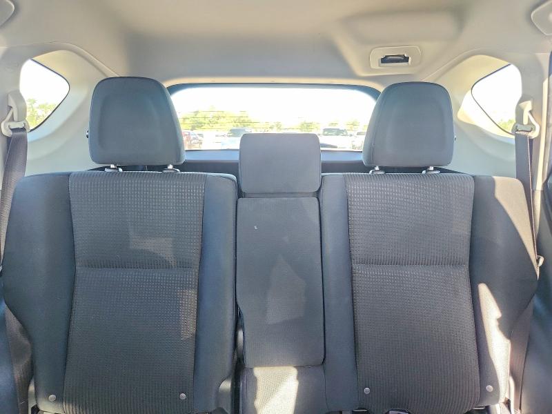 Продажа на аукционе авто 2018 Toyota Rav4, vin: JTMZFREV6JJ203937, номер лота: 62156716