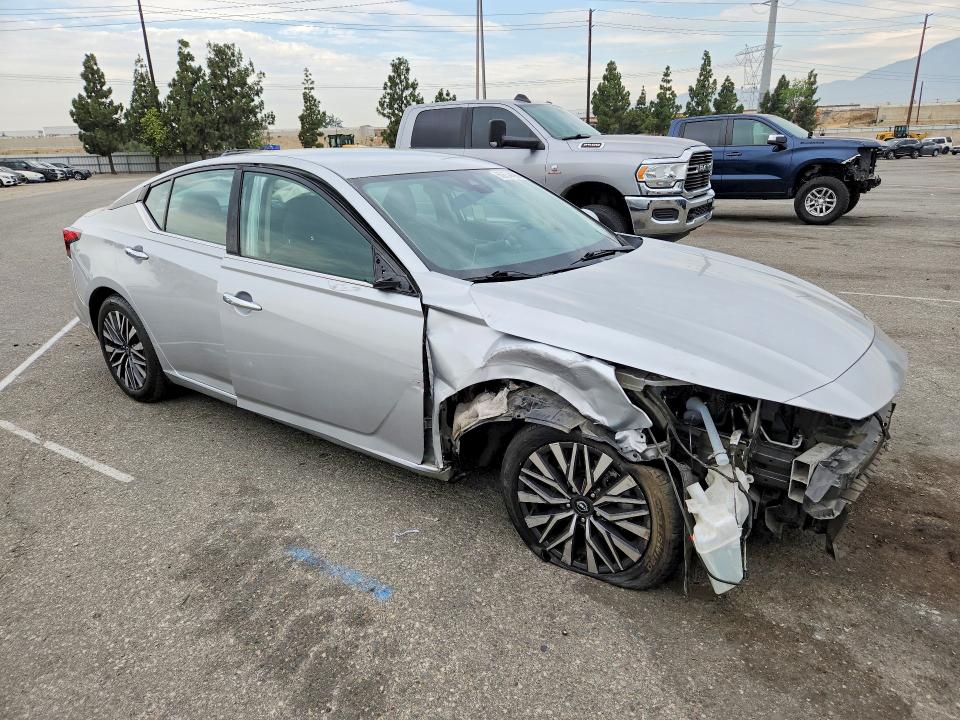 60654496 :رقم المزاد ، 1N4BL4DV6PN311562 vin ، 2023 Nissan Altima مزاد بيع