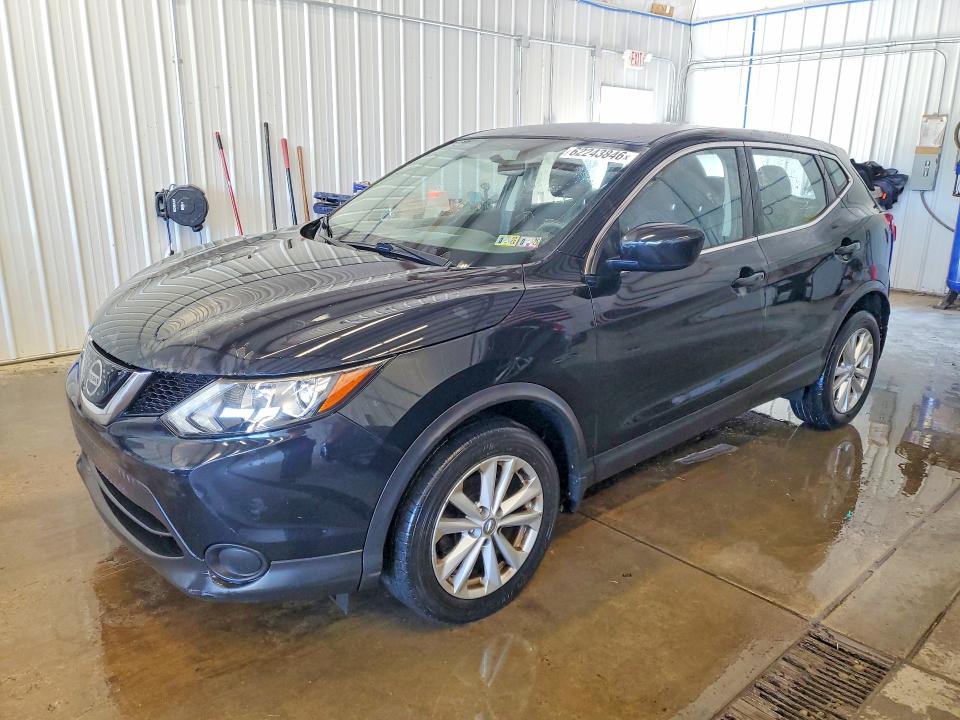 62243846 :رقم المزاد ، JN1BJ1CR6JW285620 vin ، 2018 Nissan Rogue Sport مزاد بيع