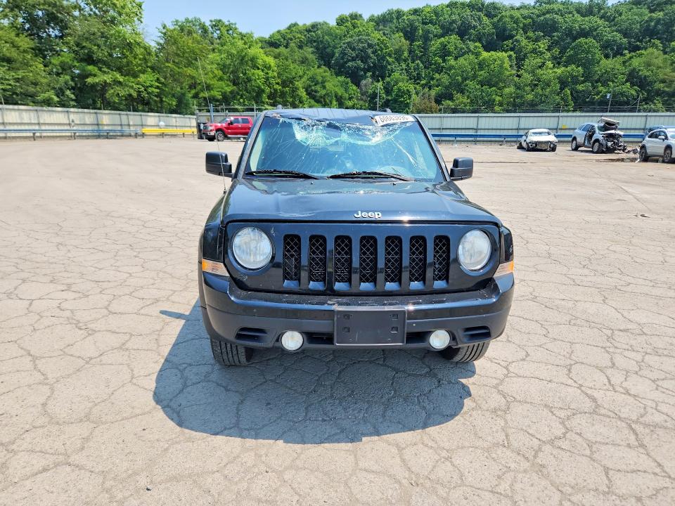 60663896 :رقم المزاد ، 1C4NJRFB3ED762173 vin ، 2014 Jeep Patriot مزاد بيع