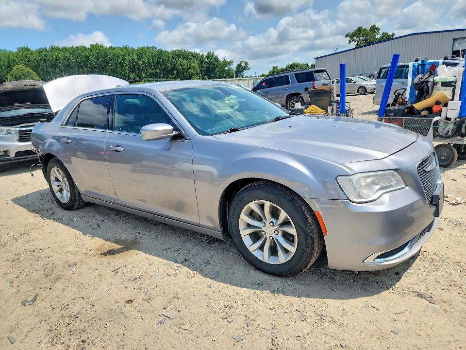 Продаж на аукціоні авто 2015 Chrysler 300, vin: 2C3CCAAG4FH807328, номер лоту: 62480906