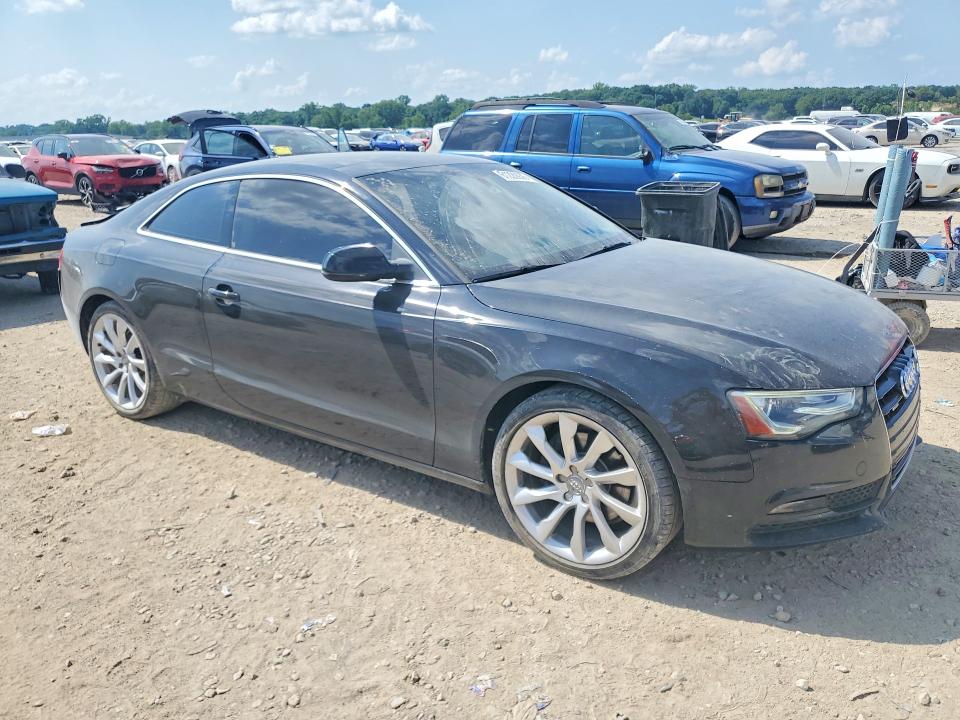 Продажа на аукционе авто 2013 Audi A5, vin: WAUVFAFR8DA079365, номер лота: 61220936