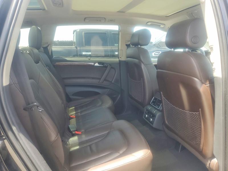 60640826 :رقم المزاد ، WA1LMAFE9FD007938 vin ، 2015 Audi Q7 مزاد بيع