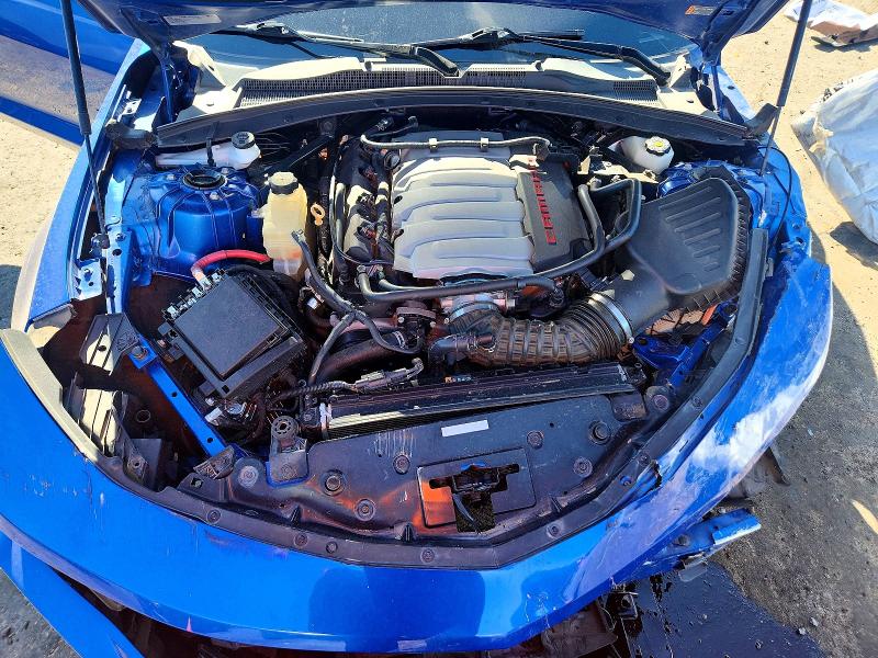 60273636 :رقم المزاد ، 1G1FF1R74H0156013 vin ، 2017 Chevrolet Camaro مزاد بيع