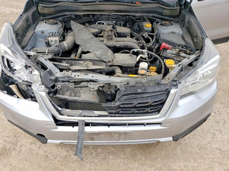 62122156 :رقم المزاد ، JF2SJEBC1JH571477 vin ، 2018 Subaru Forester مزاد بيع