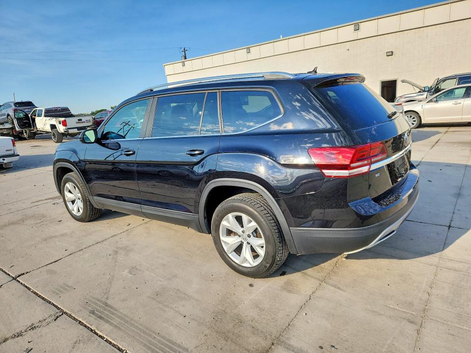 Продажа на аукционе авто 2018 Volkswagen Atlas, vin: 1V2LR2CA8JC514745, номер лота: 62979336