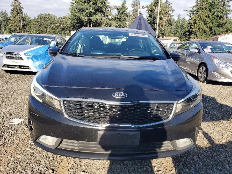 2017 Kia Forte მანქანა იყიდება აუქციონზე, vin: 3KPFL4A85HE006974, აუქციონის ნომერი: 62869696