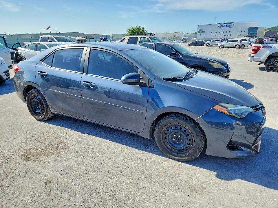 2018 Toyota Corolla მანქანა იყიდება აუქციონზე, vin: 5YFBURHE0JP778551, აუქციონის ნომერი: 59306066