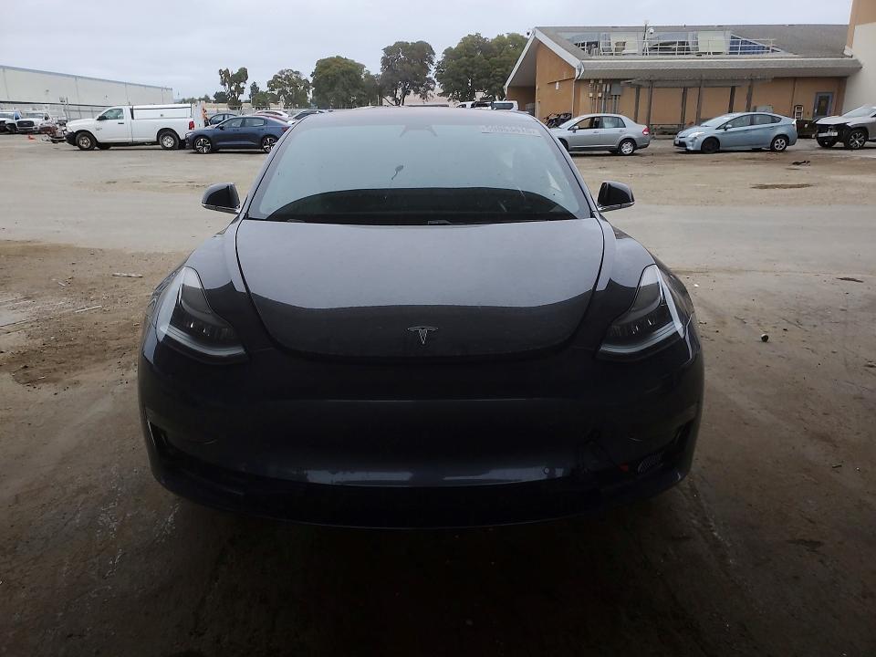 Продаж на аукціоні авто 2018 Tesla Model 3, vin: 5YJ3E1EB4JF129005, номер лоту: 59863416