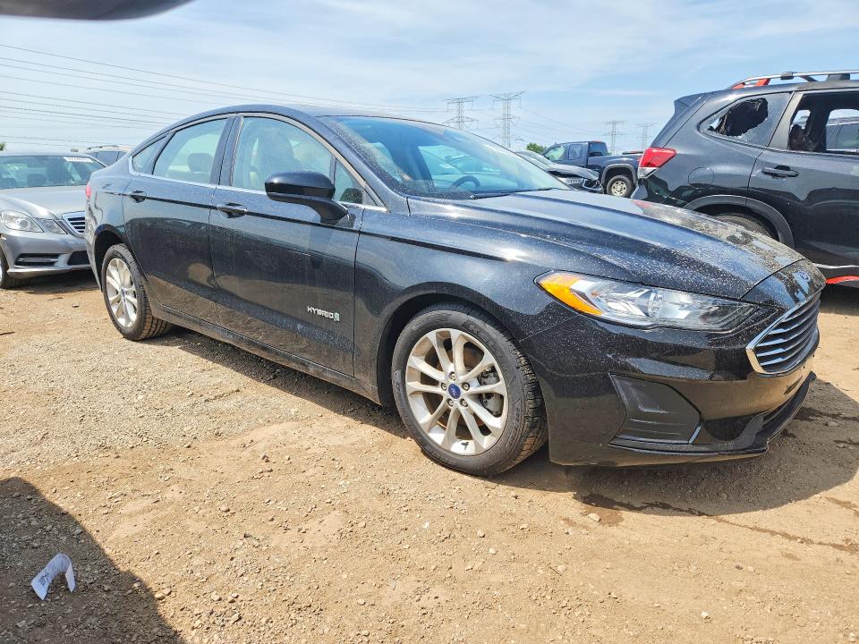2019 Ford Fusion მანქანა იყიდება აუქციონზე, vin: 3FA6P0LU1KR106552, აუქციონის ნომერი: 58086886