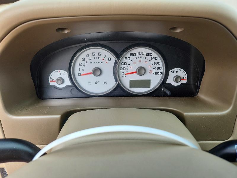2005 Ford Escape მანქანა იყიდება აუქციონზე, vin: 1FMYU93175KD38020, აუქციონის ნომერი: 61931636
