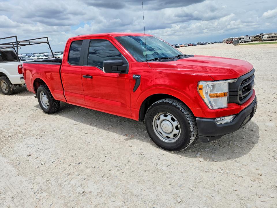 60205936 :رقم المزاد ، 1FTEX1CP4MKD85315 vin ، 2021 Ford F150 مزاد بيع