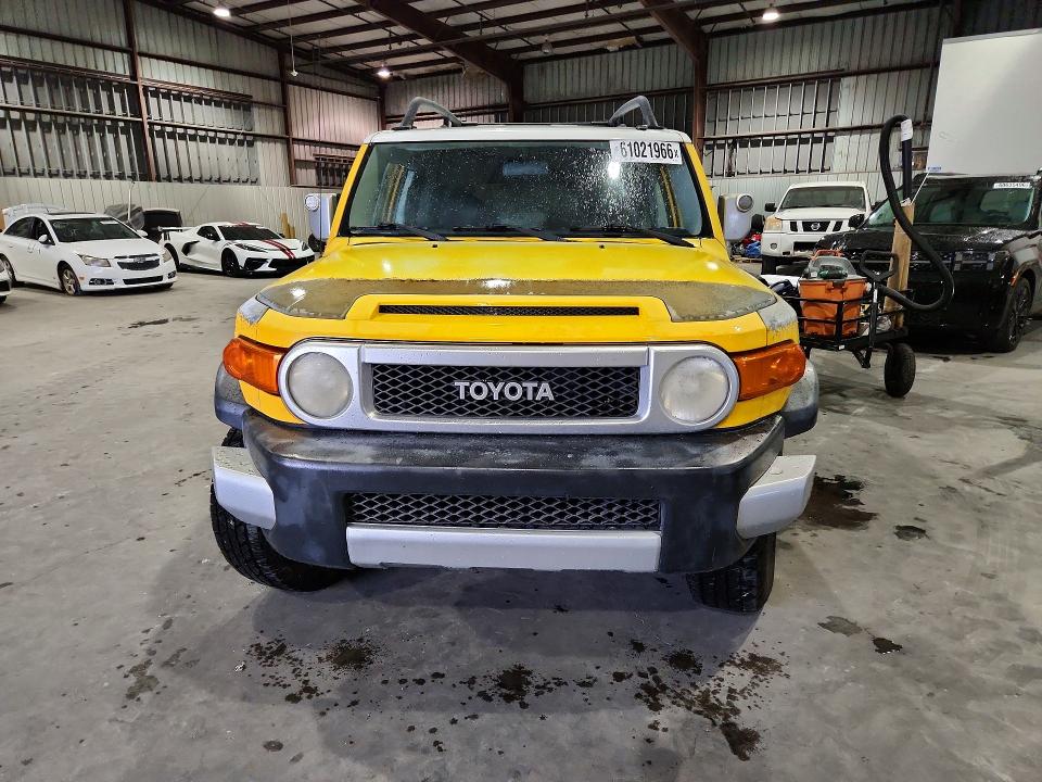 61021966 :رقم المزاد ، JTEZU11F08K007451 vin ، 2008 Toyota Fj Cruiser مزاد بيع