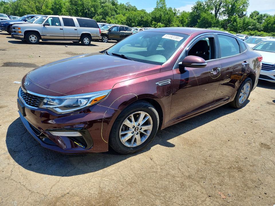 2019 Kia Optima მანქანა იყიდება აუქციონზე, vin: 5XXGT4L38KG284143, აუქციონის ნომერი: 61192286