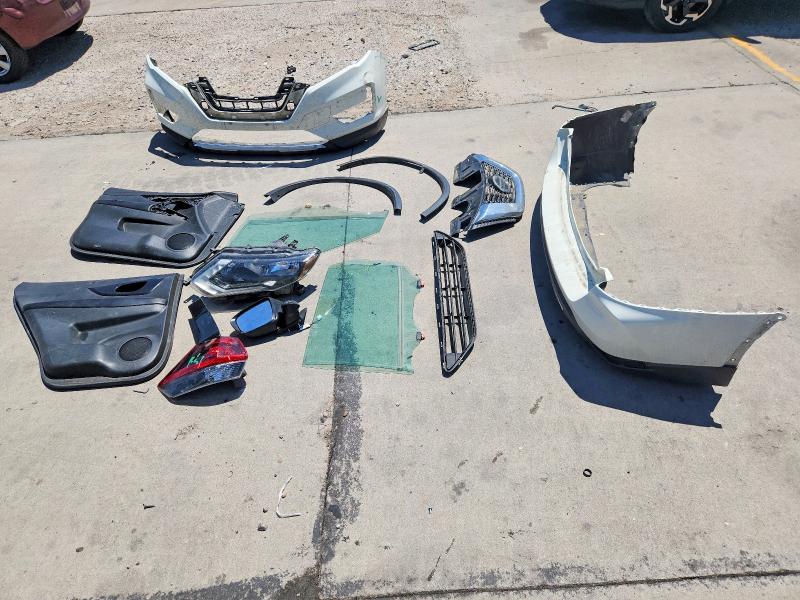 2018 Nissan Rogue მანქანა იყიდება აუქციონზე, vin: 5N1AT2MV8JC748522, აუქციონის ნომერი: 60880086