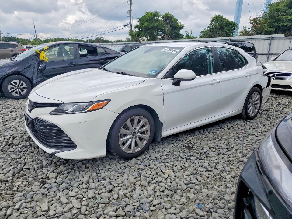 2019 Toyota Camry მანქანა იყიდება აუქციონზე, vin: 4T1B11HK6KU734781, აუქციონის ნომერი: 61384266