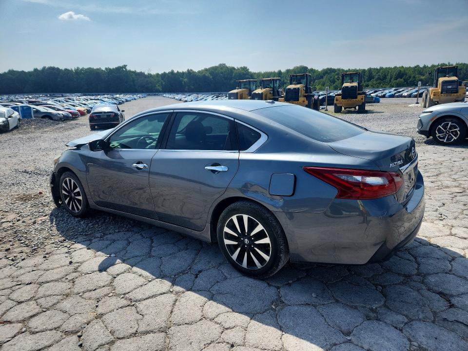 2018 Nissan Altima მანქანა იყიდება აუქციონზე, vin: 1N4AL3AP3JC261041, აუქციონის ნომერი: 62448346