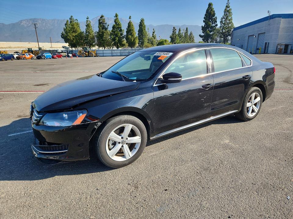 63023466 :رقم المزاد ، 1VWBP7A32DC011556 vin ، 2013 Volkswagen Passat مزاد بيع