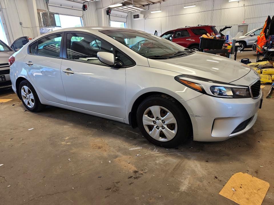 Продаж на аукціоні авто 2017 Kia Forte, vin: 3KPFL4A78HE157153, номер лоту: 61113886