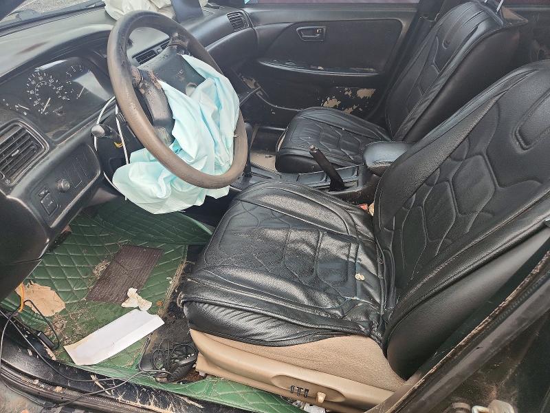 61924676 :رقم المزاد ، 4T1BG22K91U865909 vin ، 2001 Toyota Camry مزاد بيع