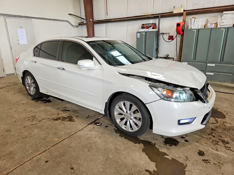 60577716 :رقم المزاد ، 1HGCR2F84EA806342 vin ، 2014 Honda Accord مزاد بيع