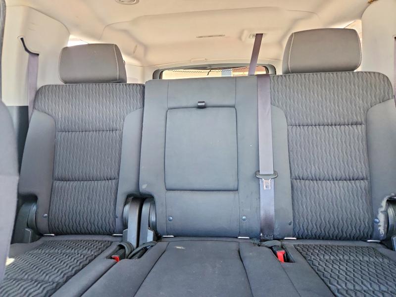 Продаж на аукціоні авто 2015 Chevrolet Suburban, vin: 1GNSCHKC0FR250632, номер лоту: 61996536