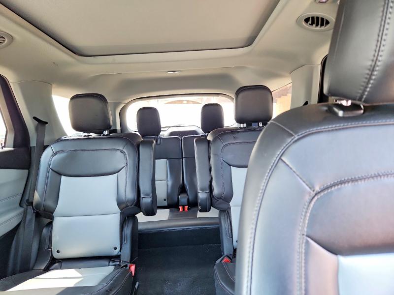 Продажа на аукционе авто 2024 Ford Explorer, vin: 1FMSK7DHXRGA18632, номер лота: 60257566