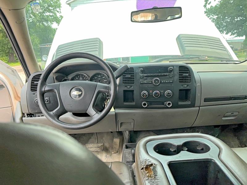 61566946 :رقم المزاد ، 1GBHK43K49F163590 vin ، 2009 Chevrolet Silverado مزاد بيع