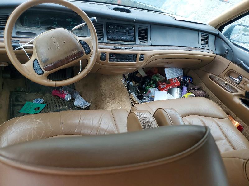 60843016 :رقم المزاد ، 1LNLM81WXTY618690 vin ، 1996 Lincoln Town Car مزاد بيع