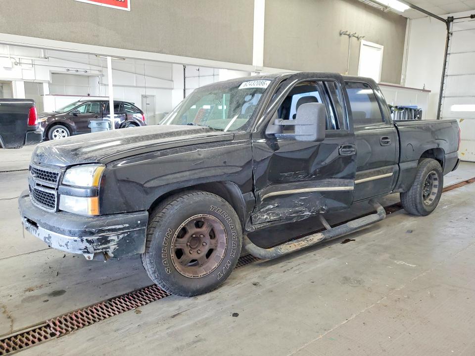 2006 Chevrolet Silverado მანქანა იყიდება აუქციონზე, vin: 2GCEC13V661322892, აუქციონის ნომერი: 62432086