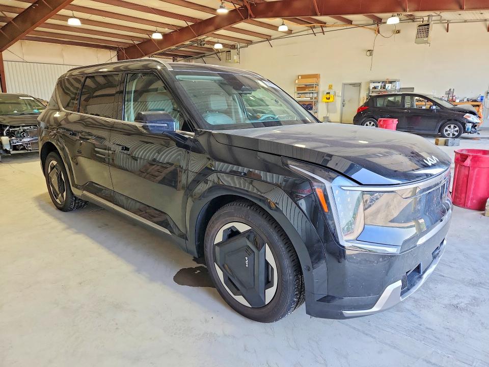 58927566 :رقم المزاد ، KNDADFS52R6029045 vin ، 2024 Kia Ev9 مزاد بيع