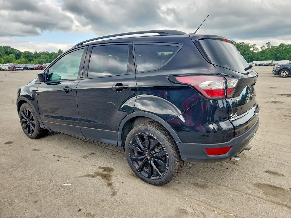 Продаж на аукціоні авто 2017 Ford Escape, vin: 1FMCU9GDXHUE05717, номер лоту: 62717756