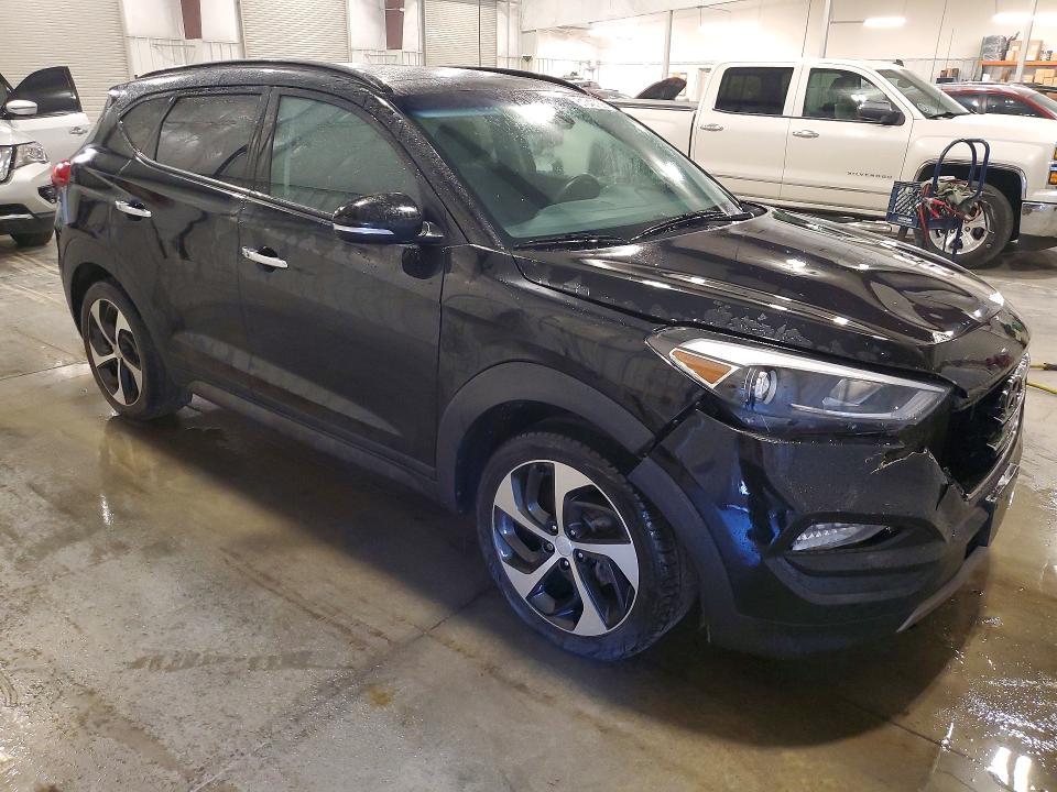 61042766 :رقم المزاد ، KM8J3CA23GU074198 vin ، 2016 Hyundai Tucson مزاد بيع