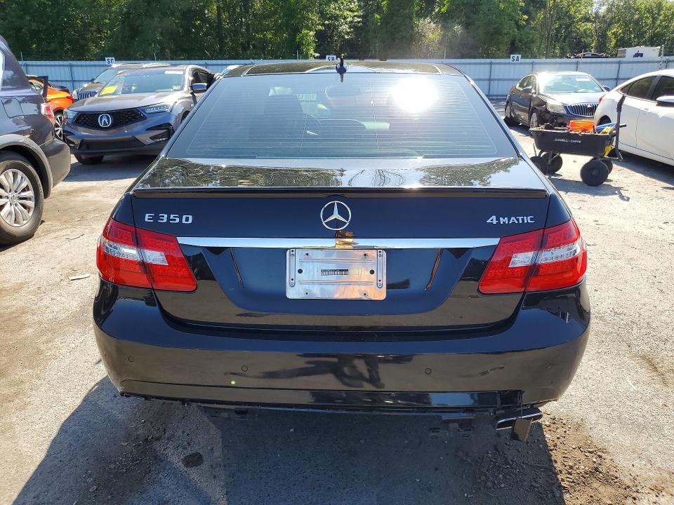62132556 :رقم المزاد ، WDDHF8HB8AA253848 vin ، 2010 Mercedes-benz E مزاد بيع